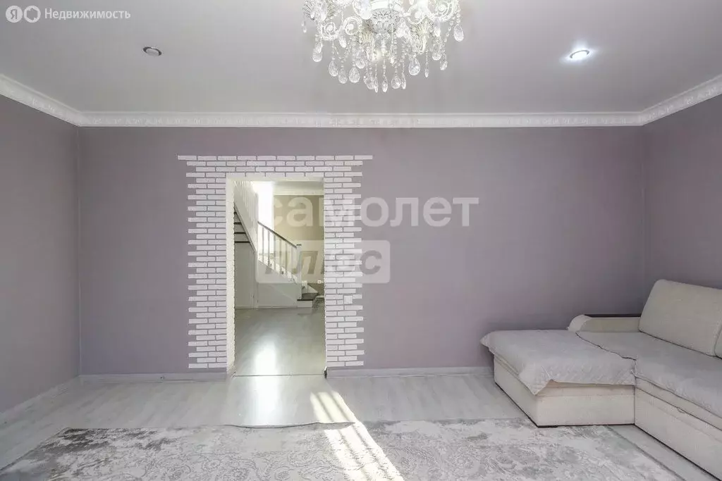 Дом в село Троицкое, Янтарная улица, 6 (200 м) - Фото 2