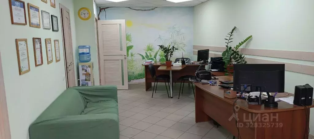 Офис в Алтайский край, Барнаул Привокзальная ул., 49 (35 м) - Фото 2