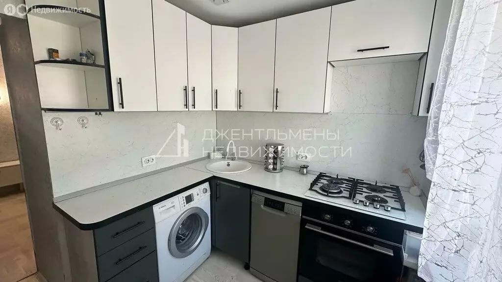 3-комнатная квартира: Кузнецк, улица Тухачевского, 12 (59.5 м) - Фото 2