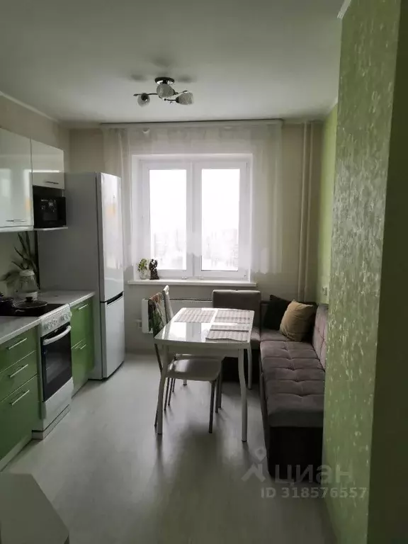 1-к кв. Красноярский край, Красноярск ул. Чернышевского, 110 (37.4 м) - Фото 0