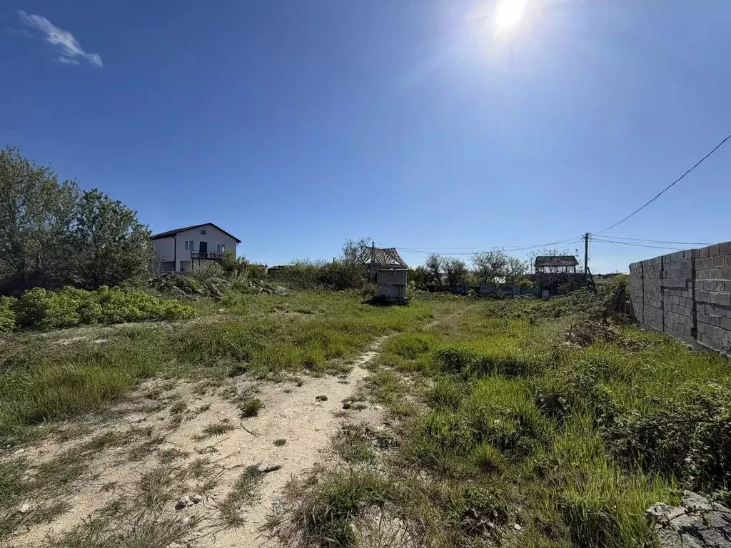 Участок в Севастополь ул. Александра Маринеско, 1Ак4 (13.3 сот.) - Фото 1