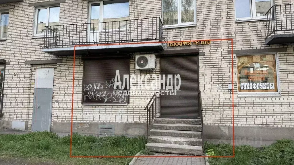 Торговая площадь в Санкт-Петербург ул. Лени Голикова, 47 (32 м) - Фото 2