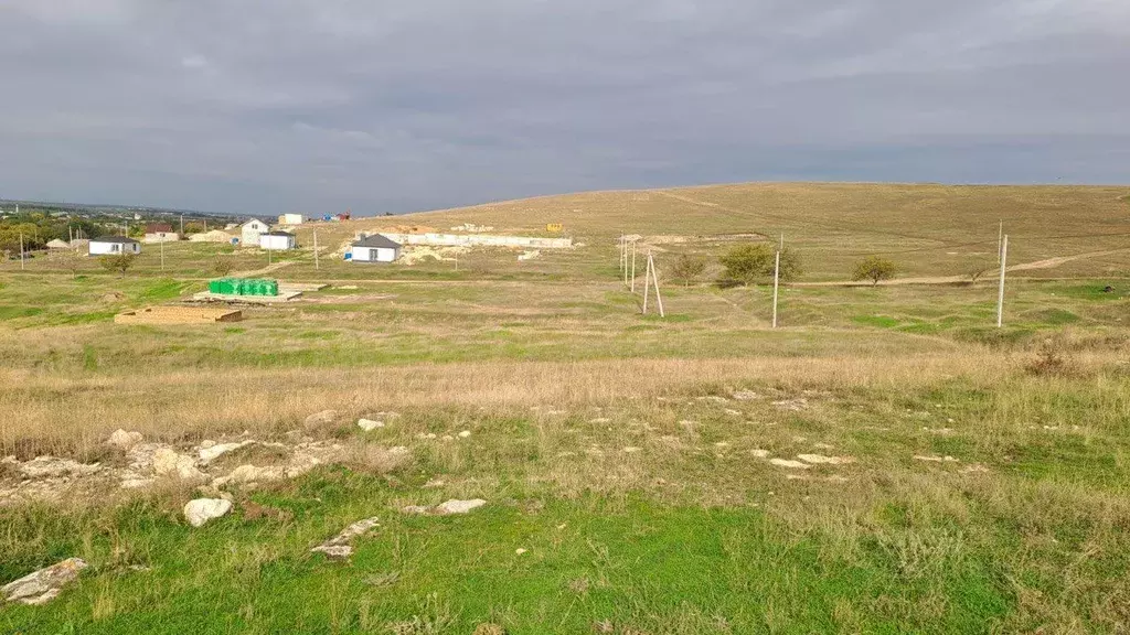 Участок в Крым, Симферопольский район, с. Урожайное ул. Таврическая, ... - Фото 2