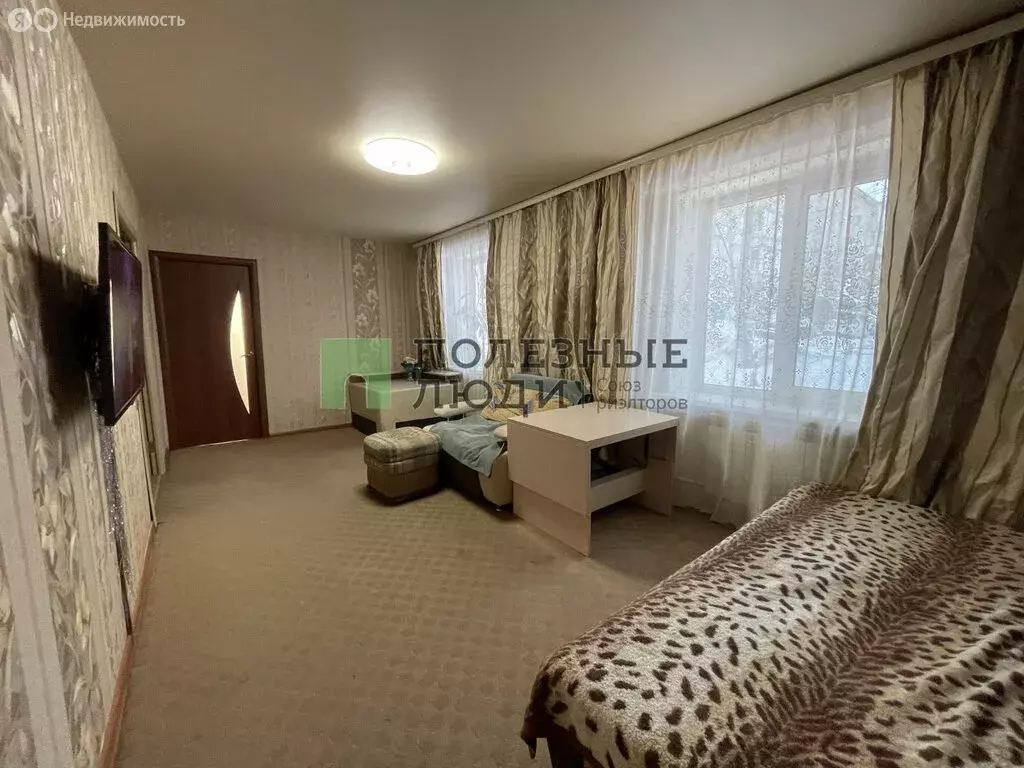 4-комнатная квартира: Красноярск, улица Гусарова, 48 (65 м) - Фото 2