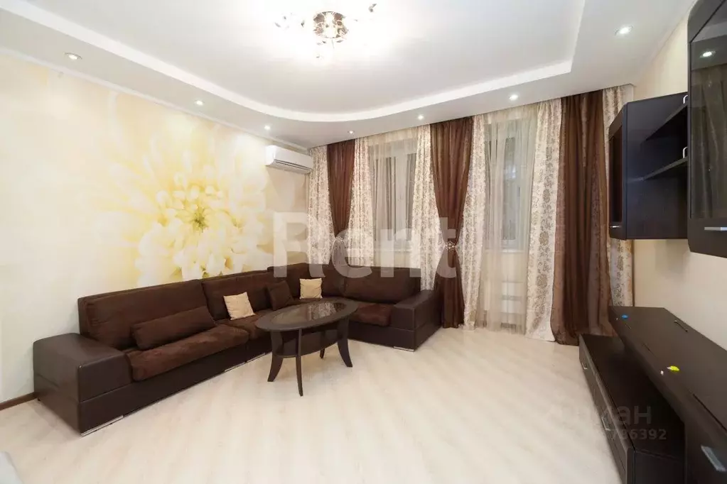 3-к кв. Москва ул. Адмирала Лазарева, 63к3 (85.0 м) - Фото 1