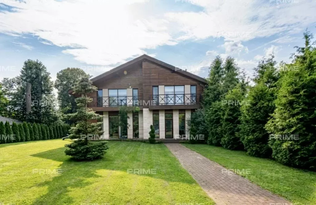 Коттедж в Московская область, Одинцовский городской округ, с. ... - Фото 1