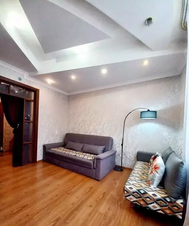 2-к кв. Псковская область, Псков Октябрьский просп., 21 (60.0 м) - Фото 1