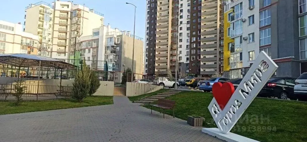 1-к кв. Крым, Симферополь ул. Батурина, 93 (35.0 м) - Фото 0