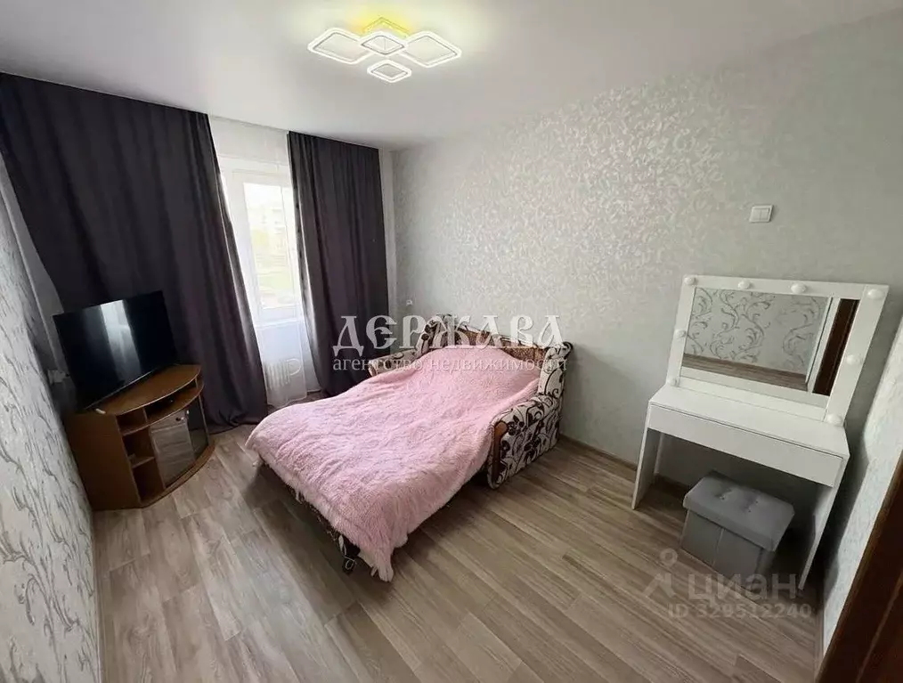 2-к кв. Белгородская область, Старый Оскол Конева мкр, 7 (53.0 м) - Фото 1