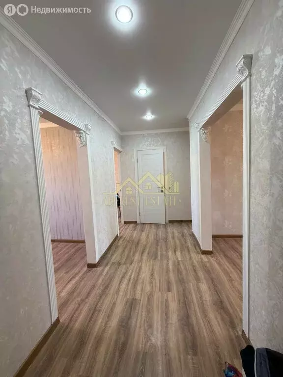 3-комнатная квартира: Беслан, улица Недвижая, 14 (65 м) - Фото 1