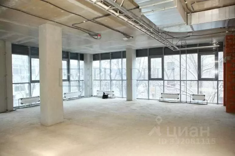 Помещение свободного назначения в Москва Нарвская ул., 6с2 (6409 м) - Фото 1