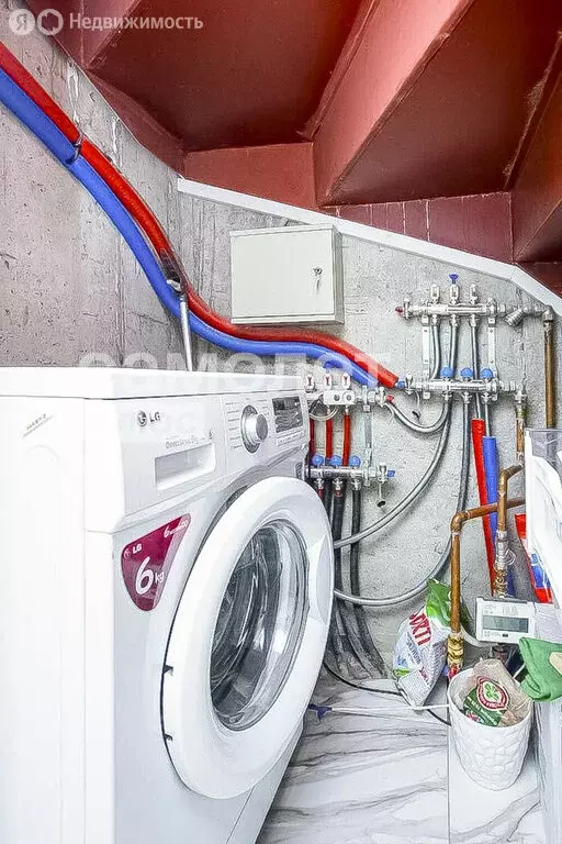 Дом в Кемерово, жилой район Лесная Поляна, Кедровый бульвар, 24к2 (76 ... - Фото 1