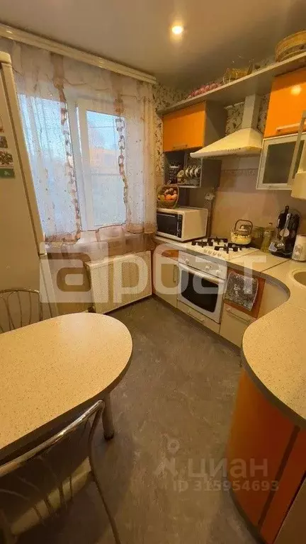 2-к кв. Костромская область, Кострома ул. Димитрова, 27 (46.1 м) - Фото 0