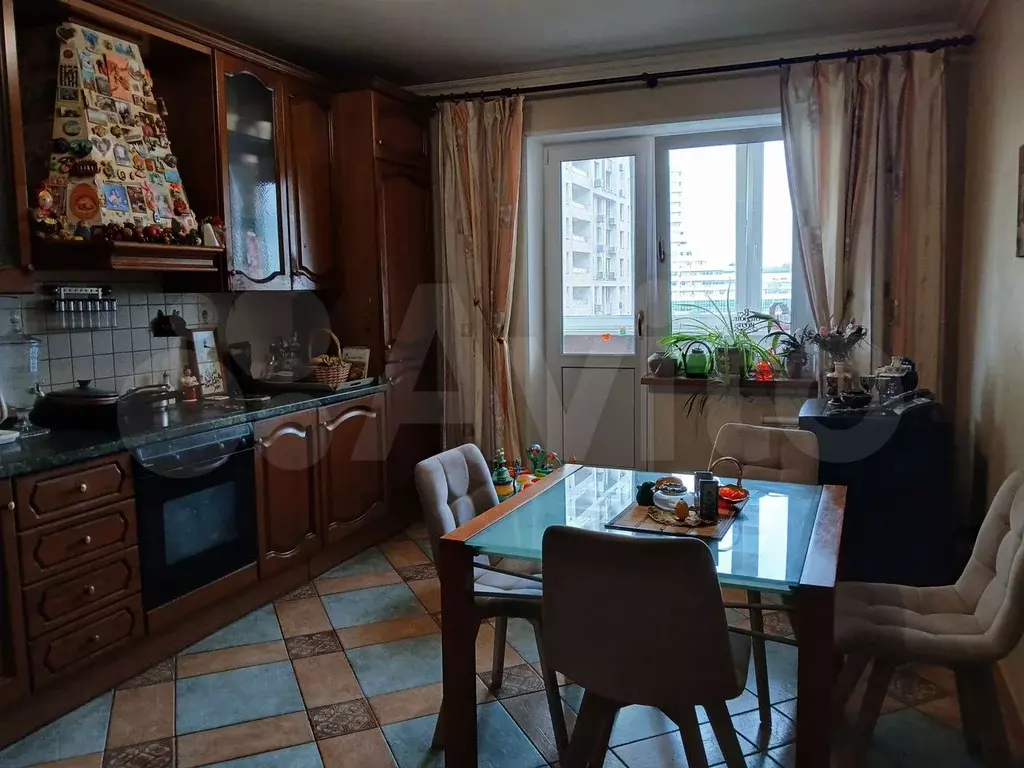 3-к. квартира, 122 м, 8/17 эт. - Фото 0
