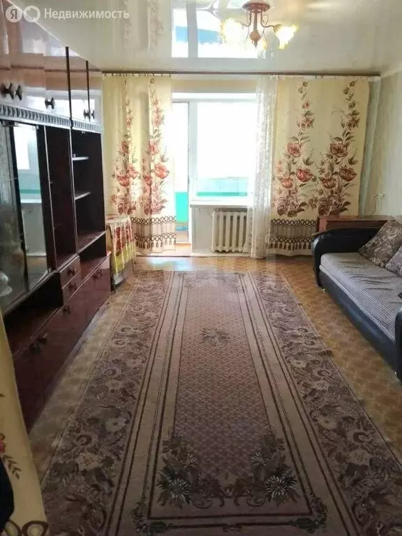 3-комнатная квартира: Альметьевск, улица Чернышевского, 41А (58.3 м) - Фото 1