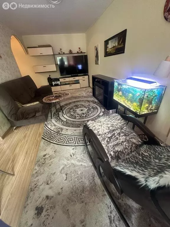 3-комнатная квартира: Реж, улица Строителей, 3 (60 м) - Фото 0