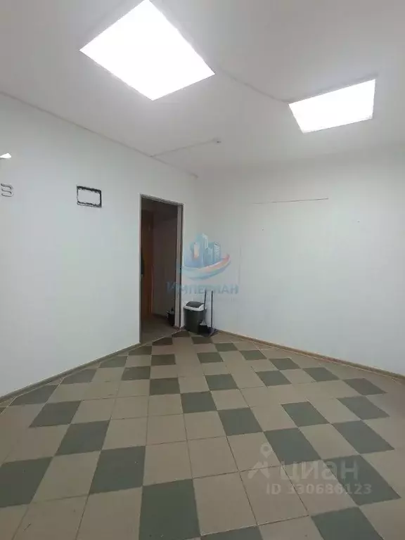 Помещение свободного назначения в Белгородская область, Шебекино ул. ... - Фото 2