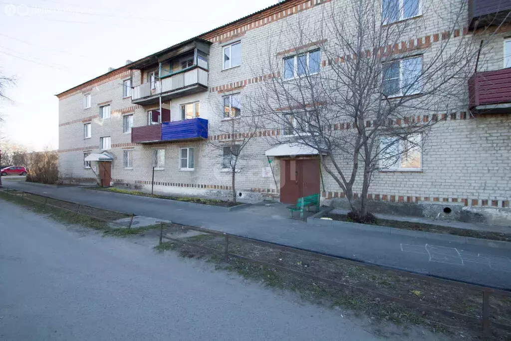 3-комнатная квартира: Ялуторовск, улица Карбышева, 7 (62 м) - Фото 0