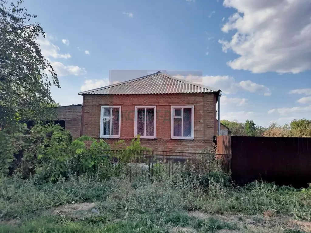 Дом в Ростовская область, Матвеево-Курганский район, Большая ... - Фото 0