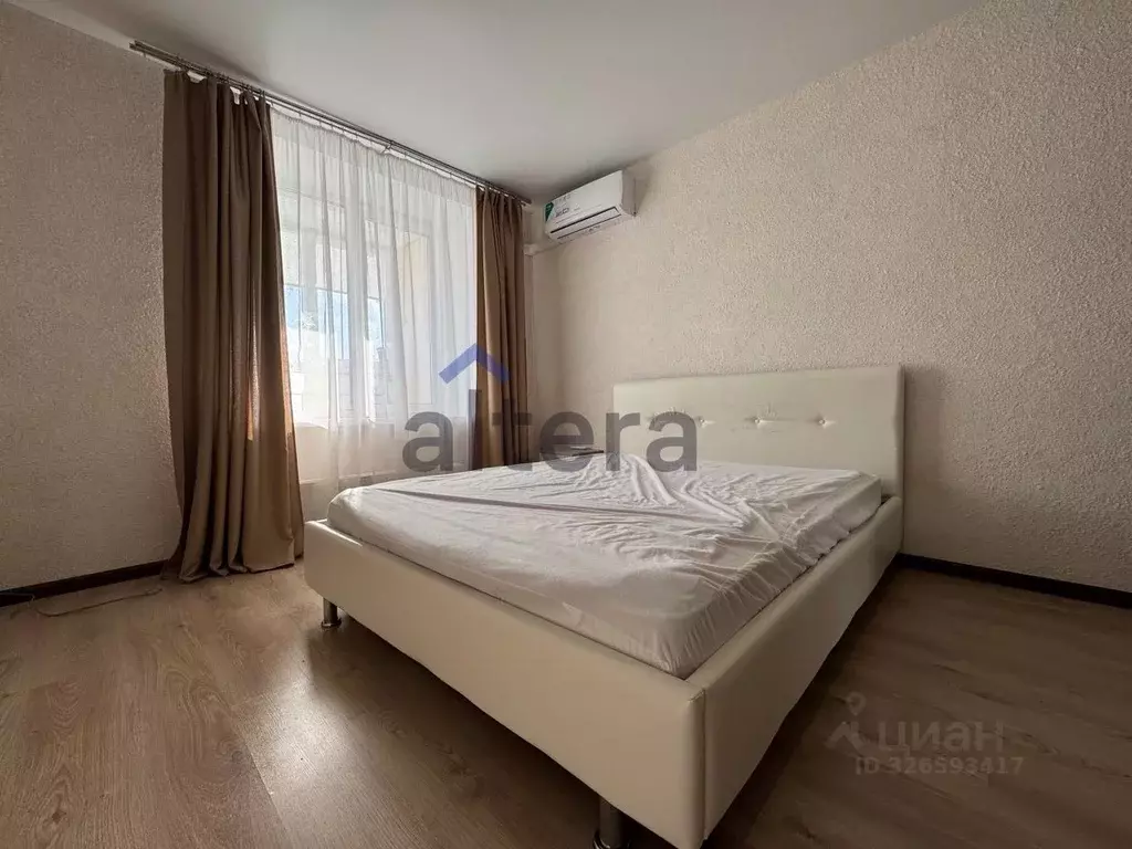 1-к кв. Татарстан, Казань ул. Азата Аббасова, 12 (35.0 м) - Фото 1