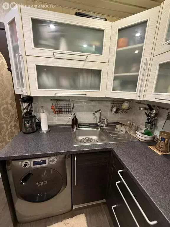 3-комнатная квартира: Санкт-Петербург, улица Турку, 20к1 (59.1 м) - Фото 1