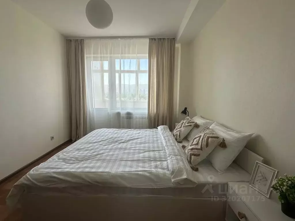3-к кв. Красноярский край, Красноярск ул. Дубровинского, 106 (72.0 м) - Фото 1