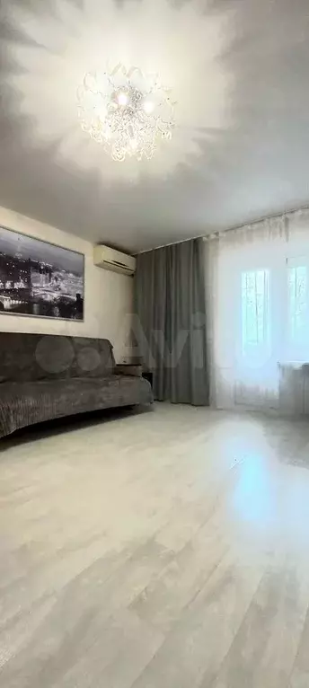1-к. квартира, 40 м, 4/9 эт. - Фото 0
