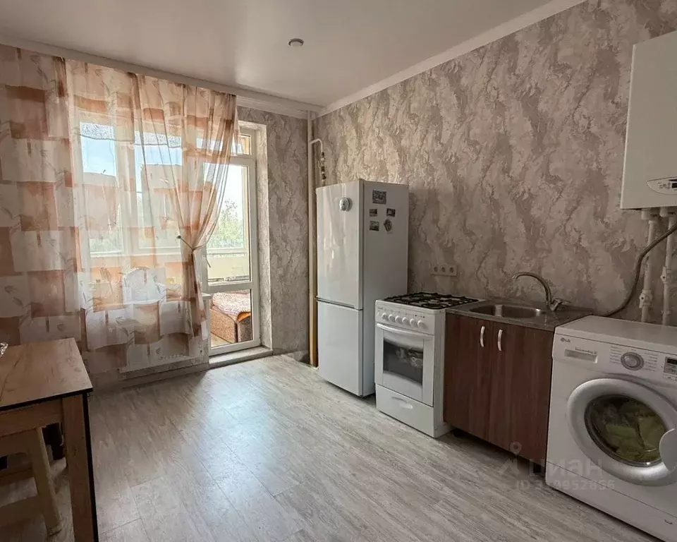1-к кв. Ростовская область, Батайск пер. Талалихина, 30к1 (38.6 м) - Фото 1