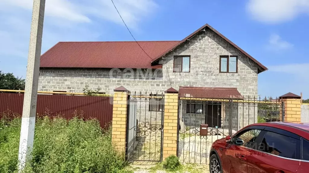 Дом в Липецкая область, Грязинский муниципальный округ, с. Сошки ул. ... - Фото 1