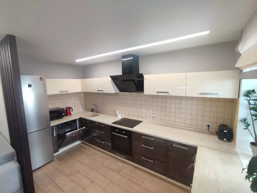 3-к кв. Кировская область, Киров ул. Владимирская, 42Б (79.1 м) - Фото 1