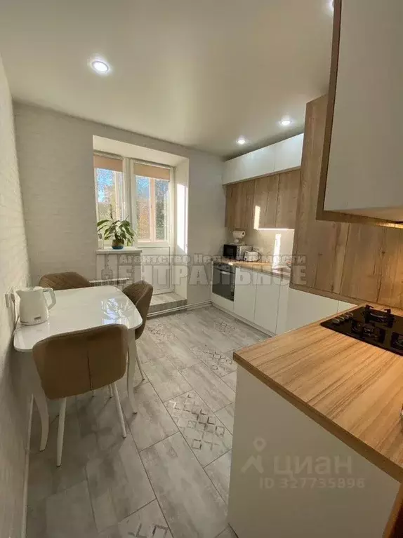 3-к кв. Смоленская область, Смоленск ул. Попова, 115 (81.3 м) - Фото 2