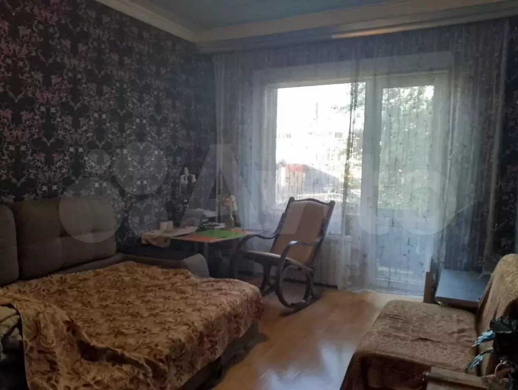 Комната 20 м в 3-к., 2/4 эт. - Фото 0