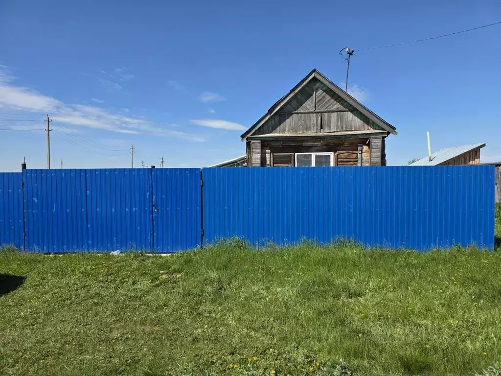 Дом в Челябинская область, Чебаркульский район, д. Барсуки ... - Фото 1