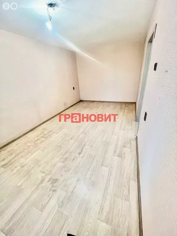 2-комнатная квартира: Новосибирск, Кировский район, Затулинский ... - Фото 1