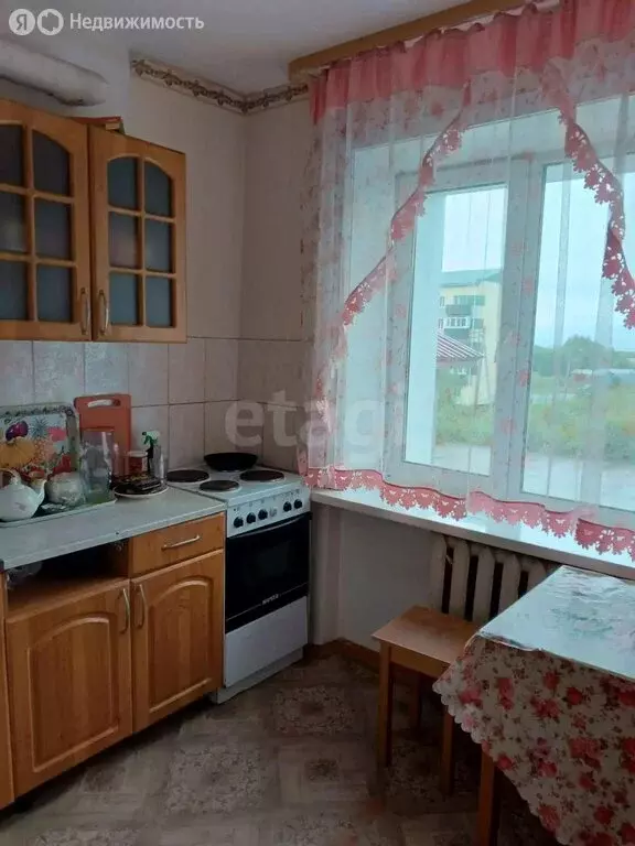 3-комнатная квартира: Макаров, Ленинградская улица, 20 (57.4 м) - Фото 2