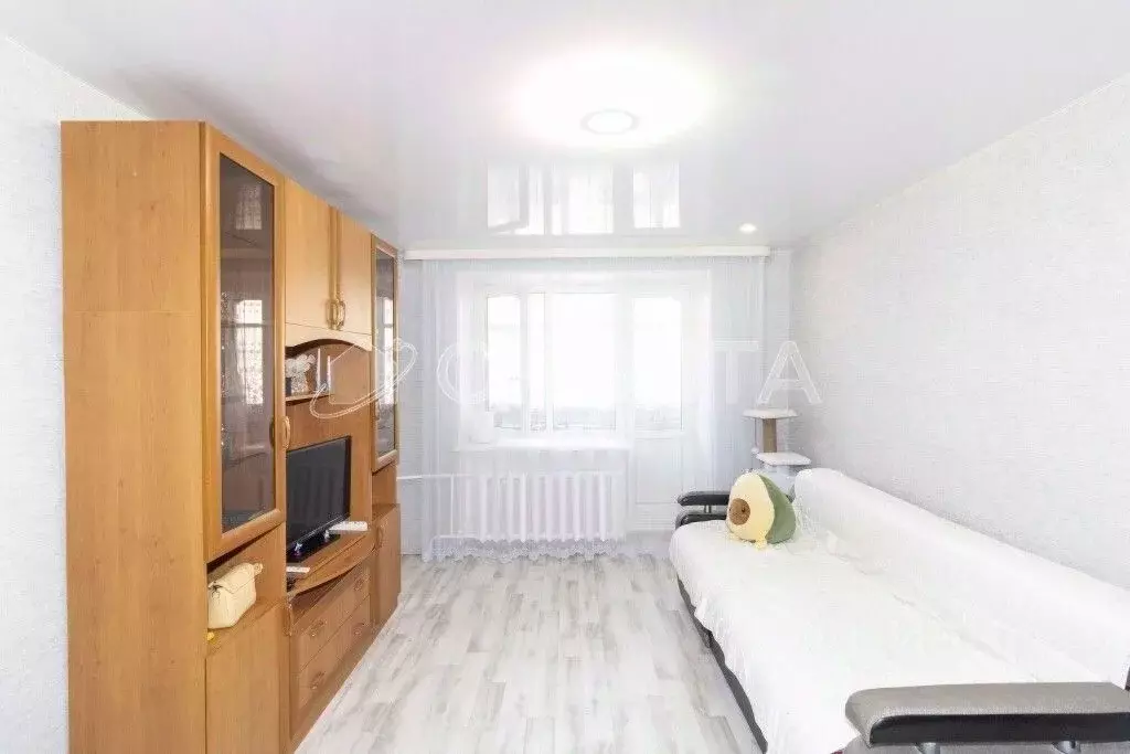 2-к кв. Тюменская область, Тюмень ул. Баумана, 111 (50.0 м) - Фото 1