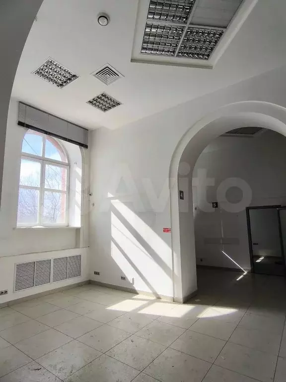 2 кабинета с отдельным входом со двора - Фото 1