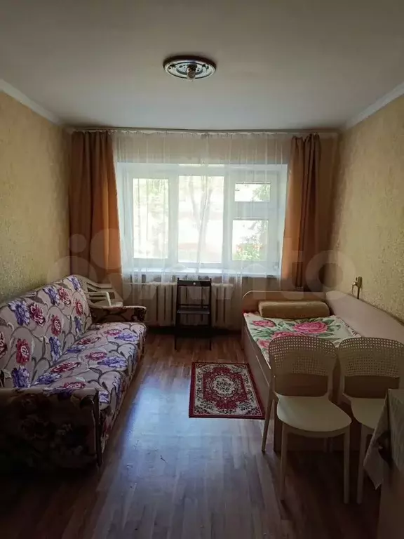 Комната 17 м в 6-к., 1/4 эт. - Фото 0