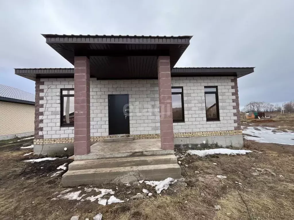 Дом в Башкортостан, Уфа городской округ, д. Самохваловка  (120 м) - Фото 0