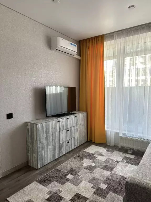 1-к кв. Тюменская область, Тюмень Харьковская ул., 76 (33.0 м) - Фото 1