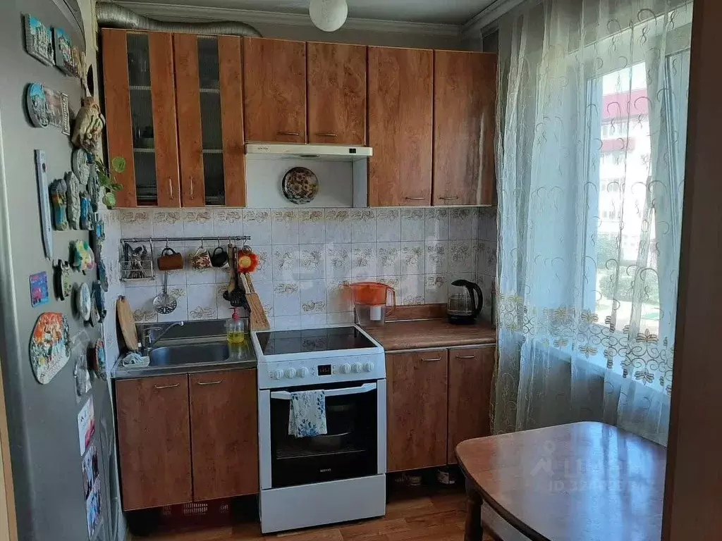 3-к кв. Сахалинская область, Южно-Сахалинск просп. Победы, 29 (61.0 м) - Фото 1