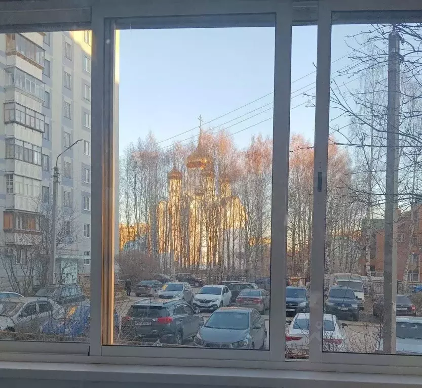 3-к кв. Коми, Сыктывкар ул. Кутузова, 13 (66.9 м) - Фото 0