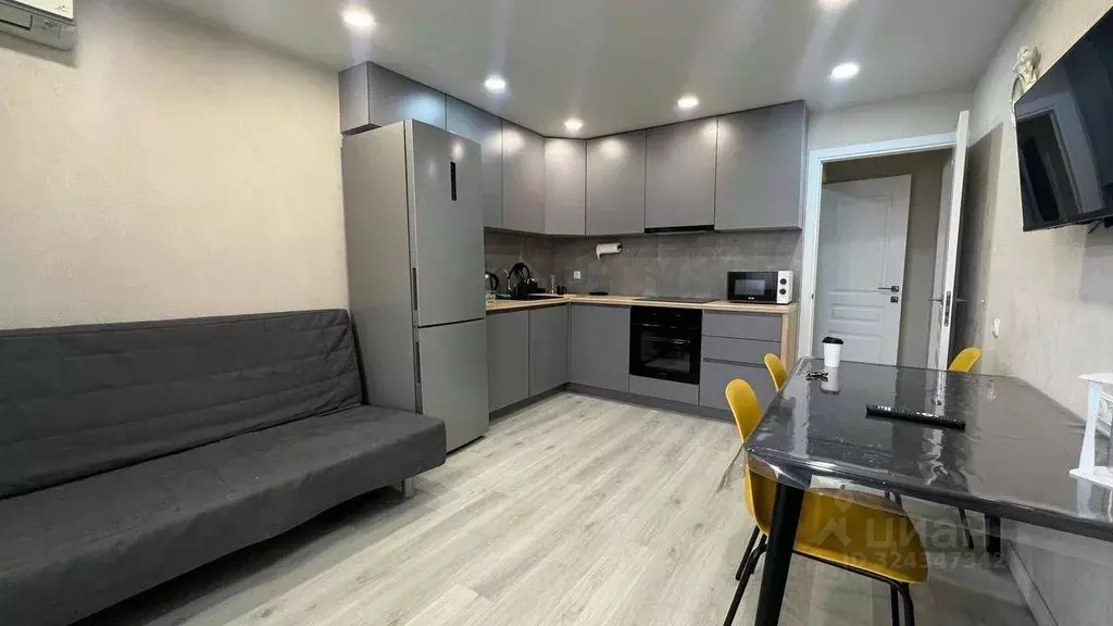 2-к кв. Краснодарский край, Краснодар проезд Репина, 28 (66.6 м) - Фото 1