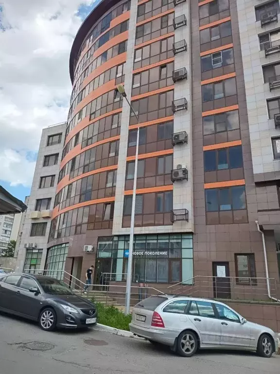 1-к кв. Белгородская область, Белгород Народный бул., 3а (50.0 м) - Фото 0