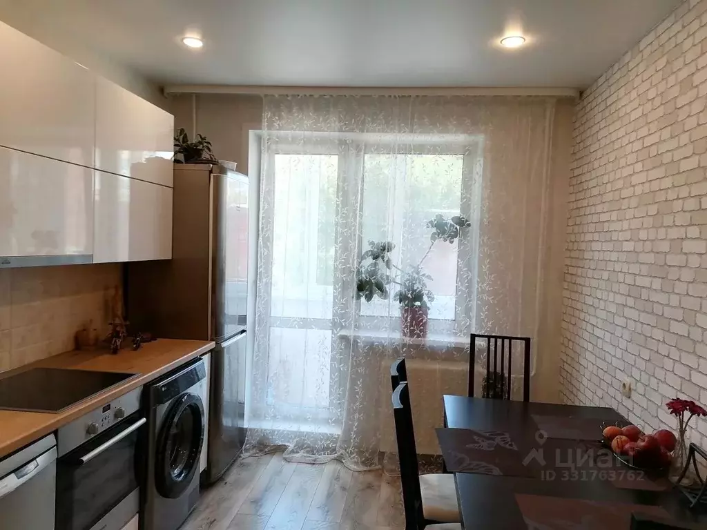 3-к кв. Пермский край, Пермь ул. Каляева, 11 (75.1 м) - Фото 1