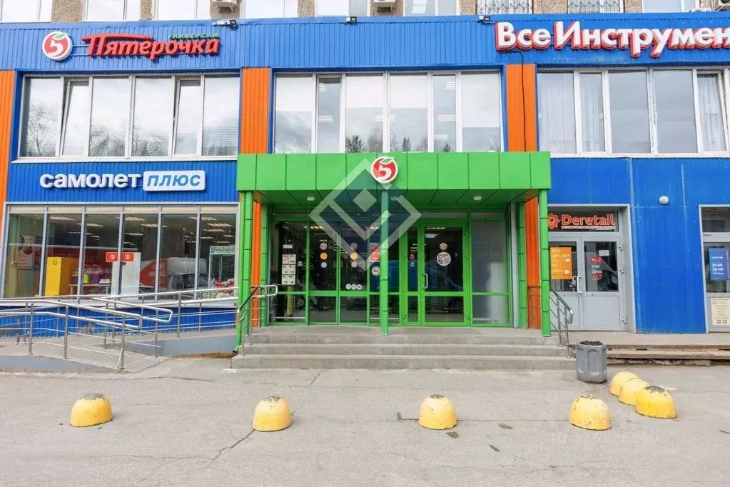 Торговая площадь в Пермский край, Пермь Подлесная ул., 43 (15 м) - Фото 1