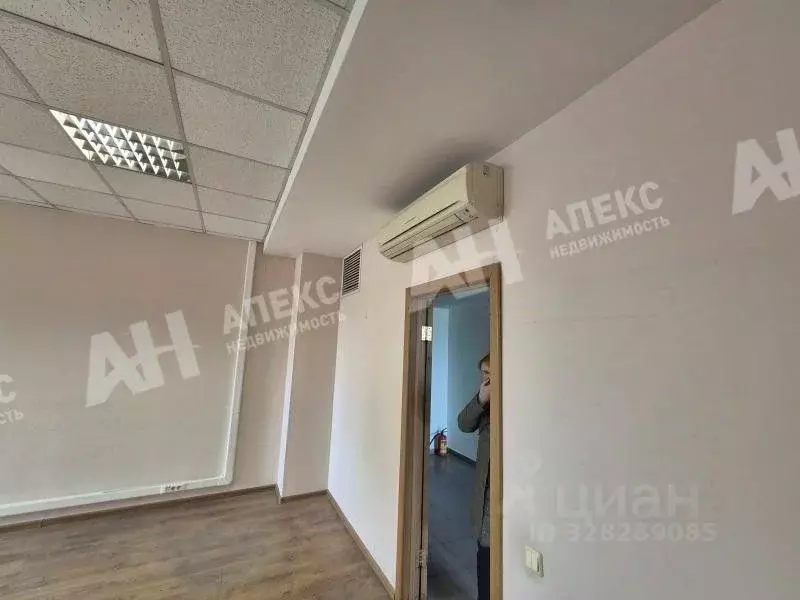 Помещение свободного назначения в Москва 2-й Верхний Михайловский ... - Фото 1