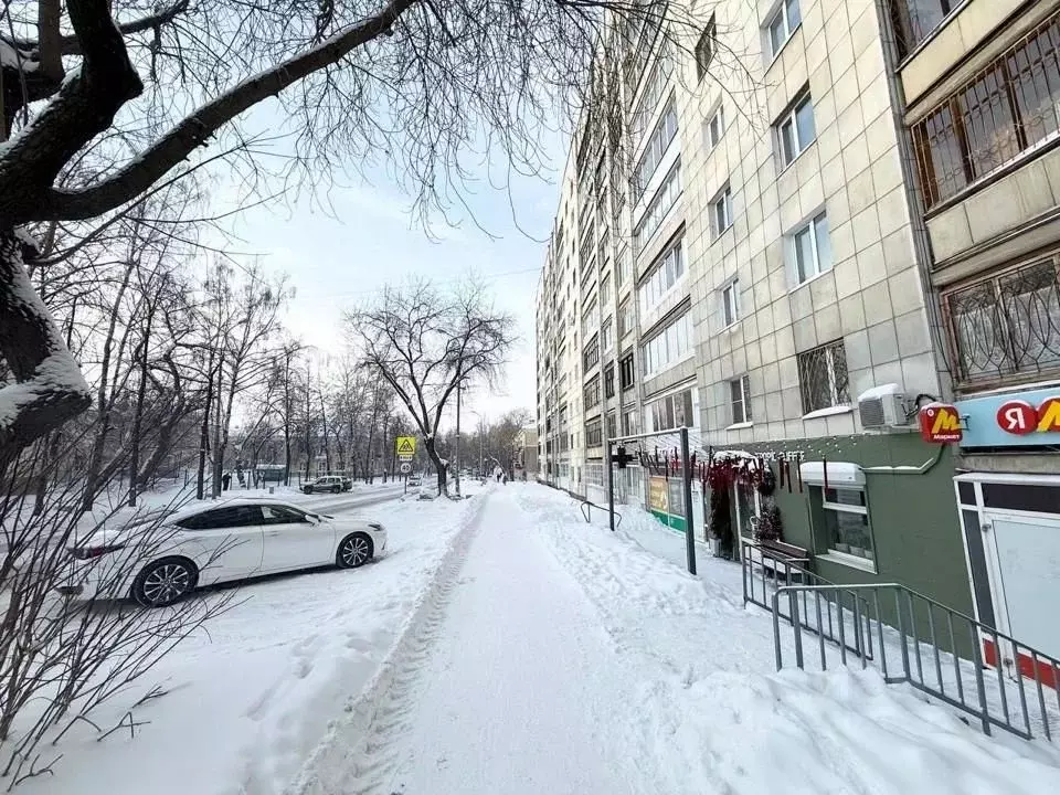 Помещение свободного назначения в Свердловская область, Екатеринбург ... - Фото 2