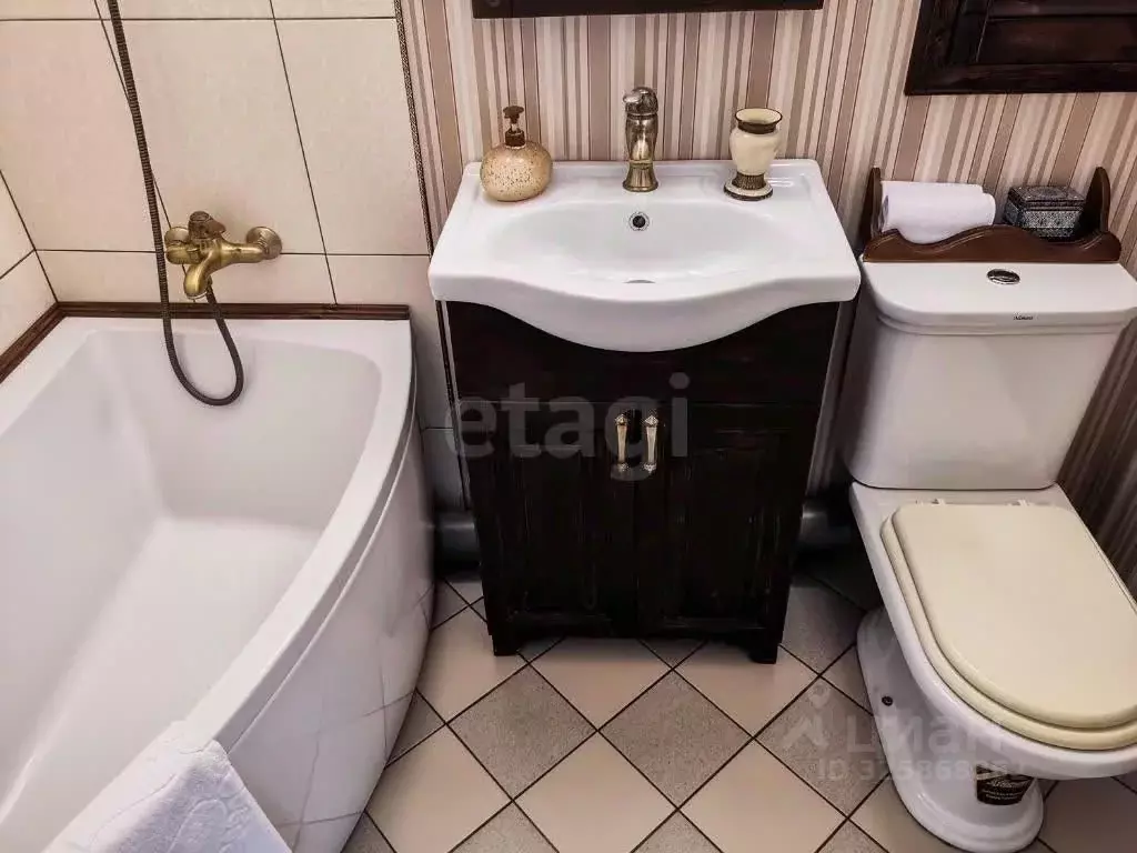 Дом в Псковская область, Пушкиногорье городское поселение, д. Савкино ... - Фото 1