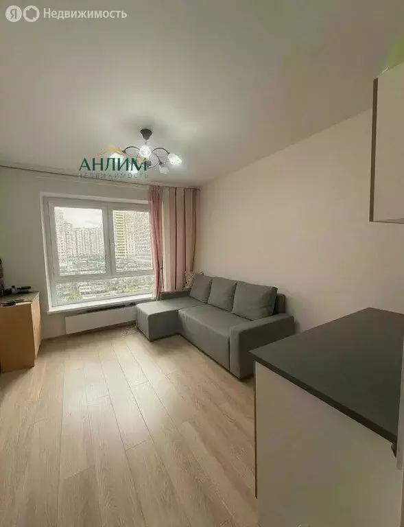 Квартира-студия: посёлок городского типа Боброво, Крымская улица, 3к1 ... - Фото 1
